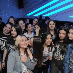 diskoteka-za-tinejdzere-star-club-vozdovac-19 diskoteka-za-tinejdzere-star-club-vozdovac-19