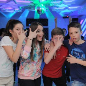 diskoteka-za-tinejdzere-star-club-vozdovac-51 diskoteka-za-tinejdzere-star-club-vozdovac-51